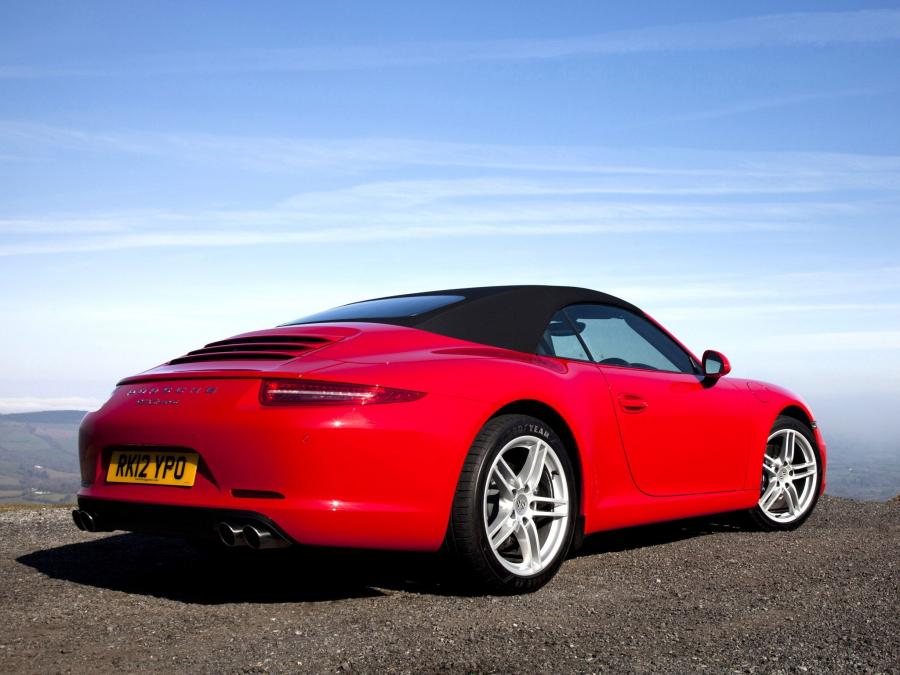  Porsche 911 Carrera Cabriolet 2011 года  (UK) (фото 6 из 9)